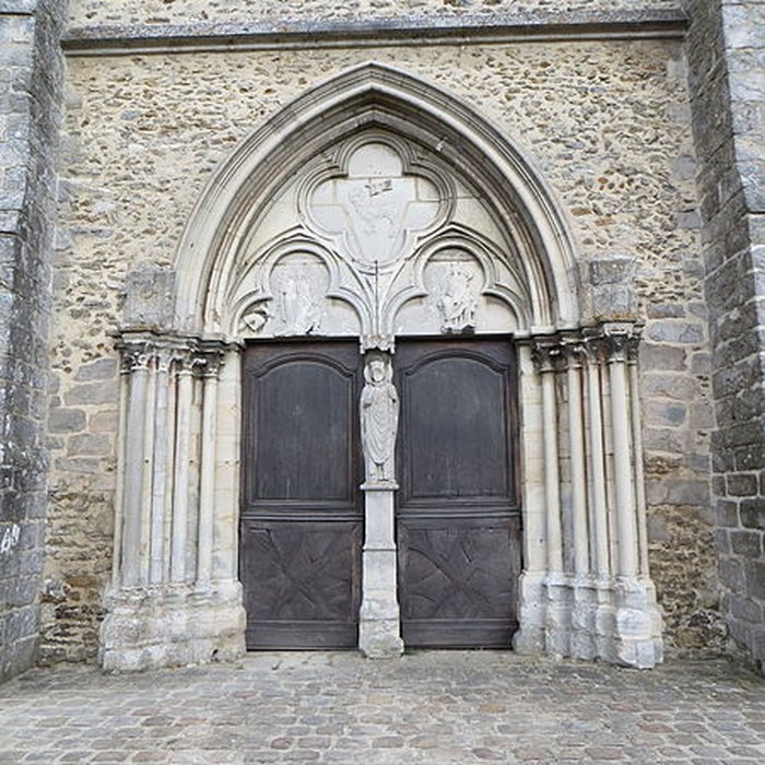 Photo de Église Notre-Dame-de-la-Nativité de Villeneuve-le-Comte