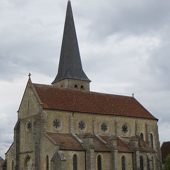 Photo de Église Notre-Dame-de-la-Nativité de Villeneuve-le-Comte