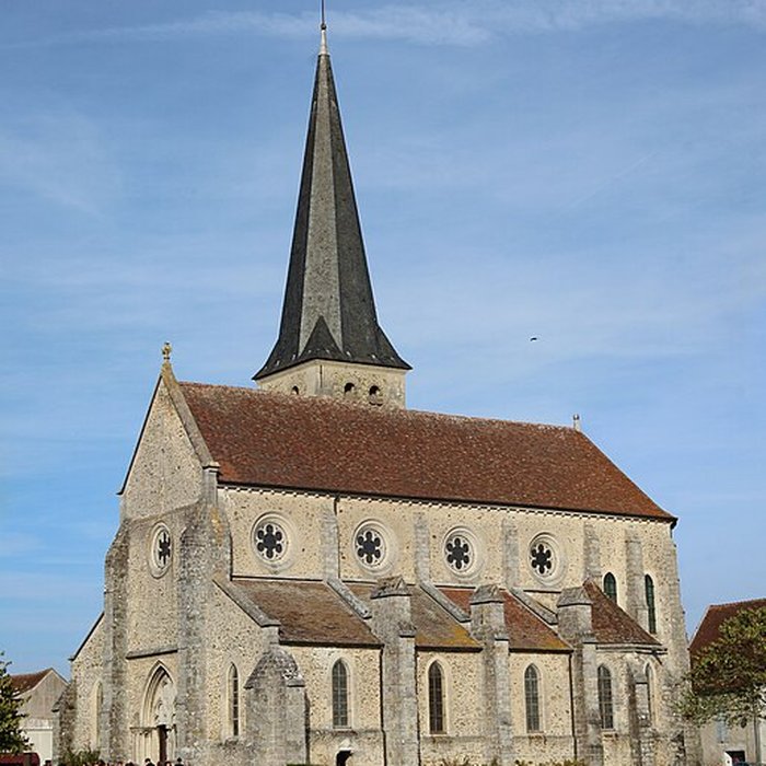 Photo de Église Notre-Dame-de-la-Nativité de Villeneuve-le-Comte