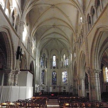 Église Notre-Dame-de-la-Nativité de Villeneuve-le-Comte