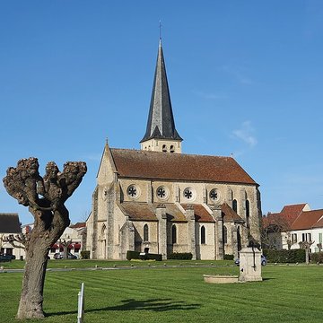 Église Notre-Dame-de-la-Nativité de Villeneuve-le-Comte
