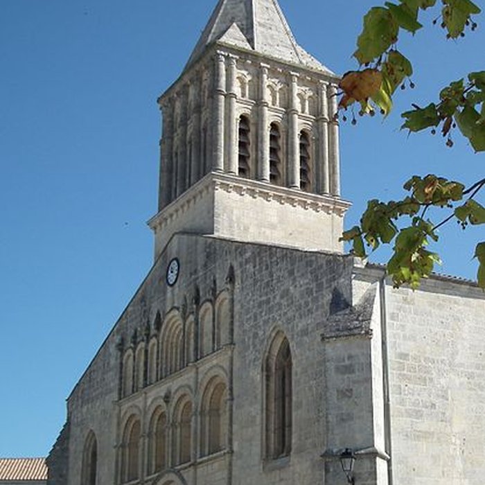 Photo de Église Saint-Gervais-Saint-Protais de Jonzac