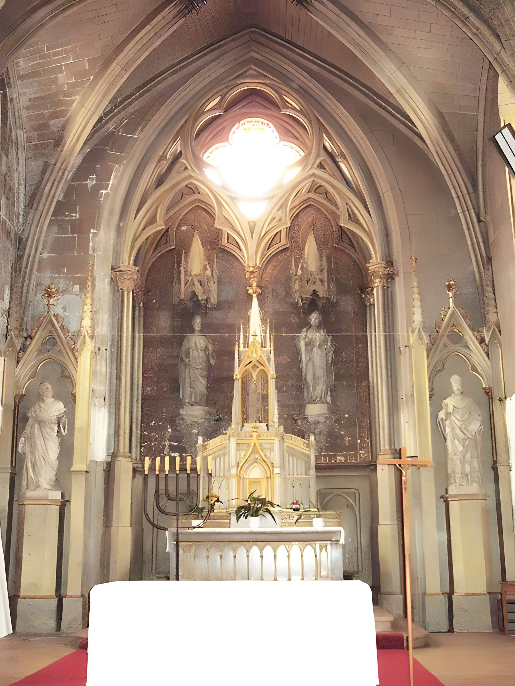 Église Saint-Gervais-Saint-Protais de Jonzac