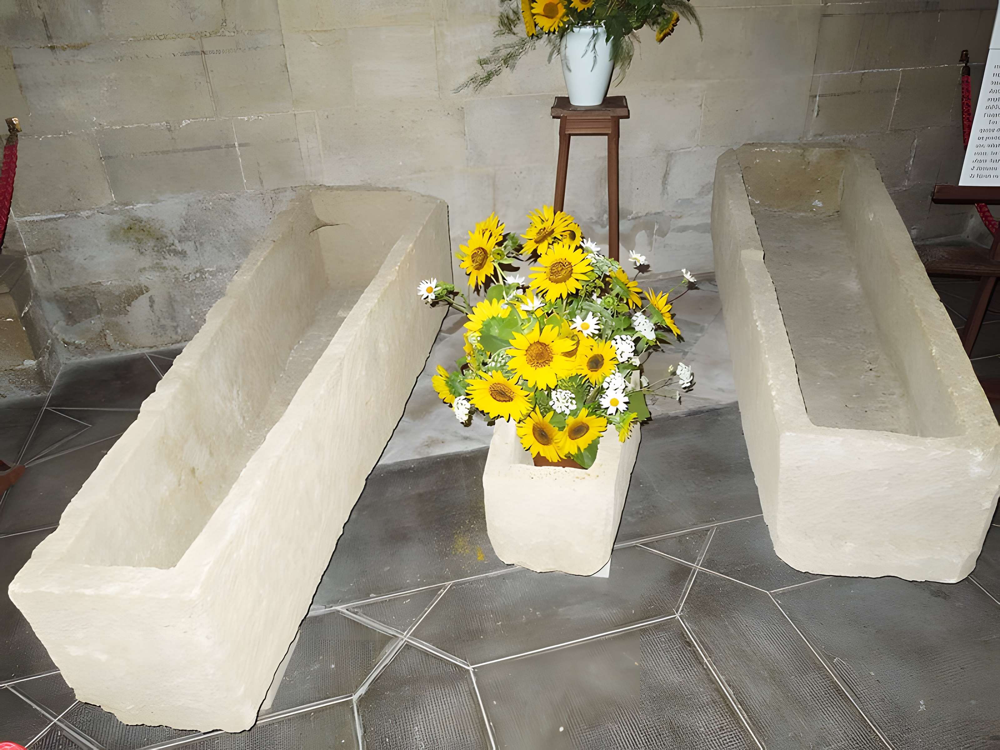 Église Saint-Gervais-Saint-Protais de Jonzac