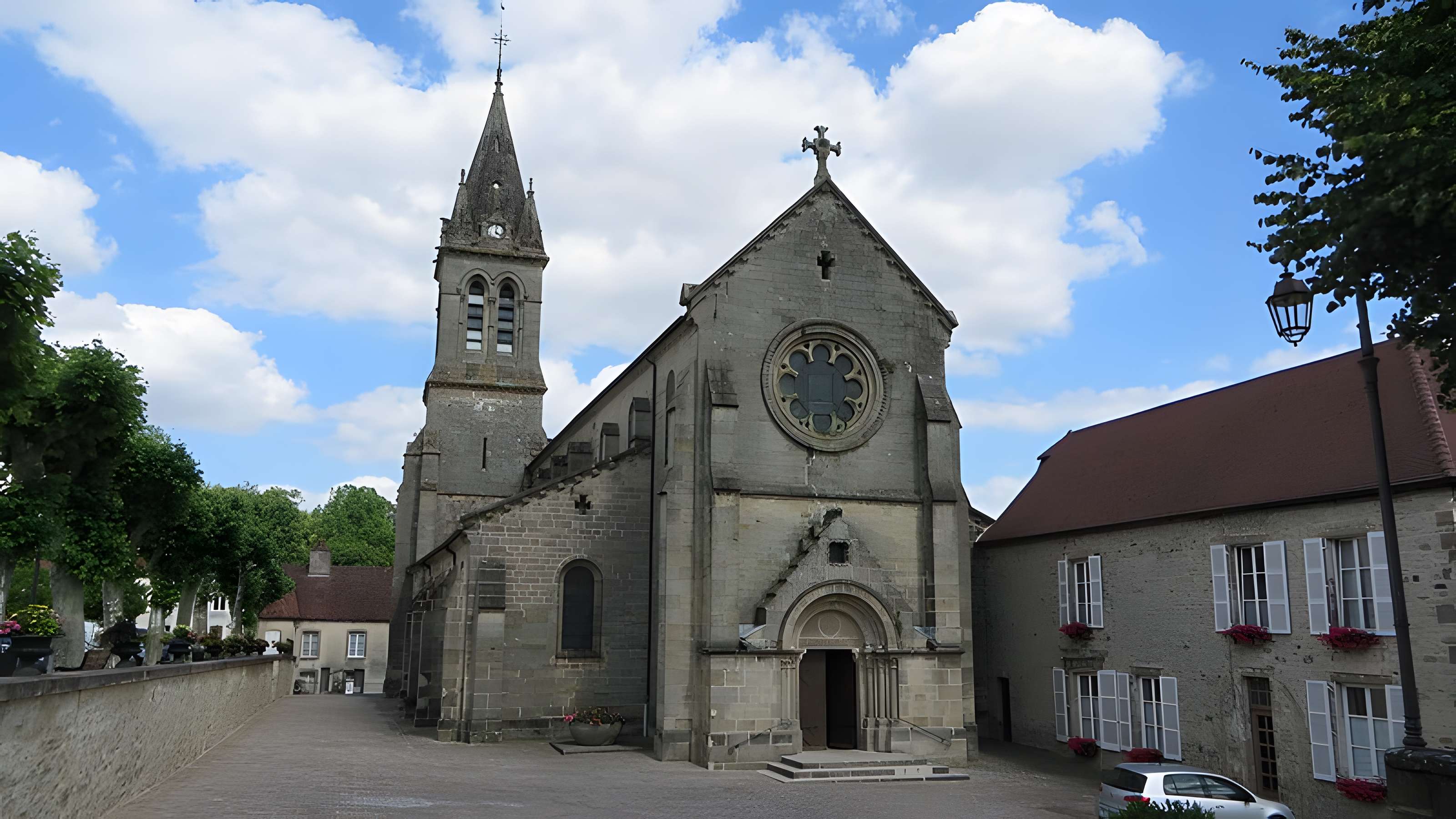 Église Notre-Dame-de-l'Assomption de Bourbonne-les-Bains