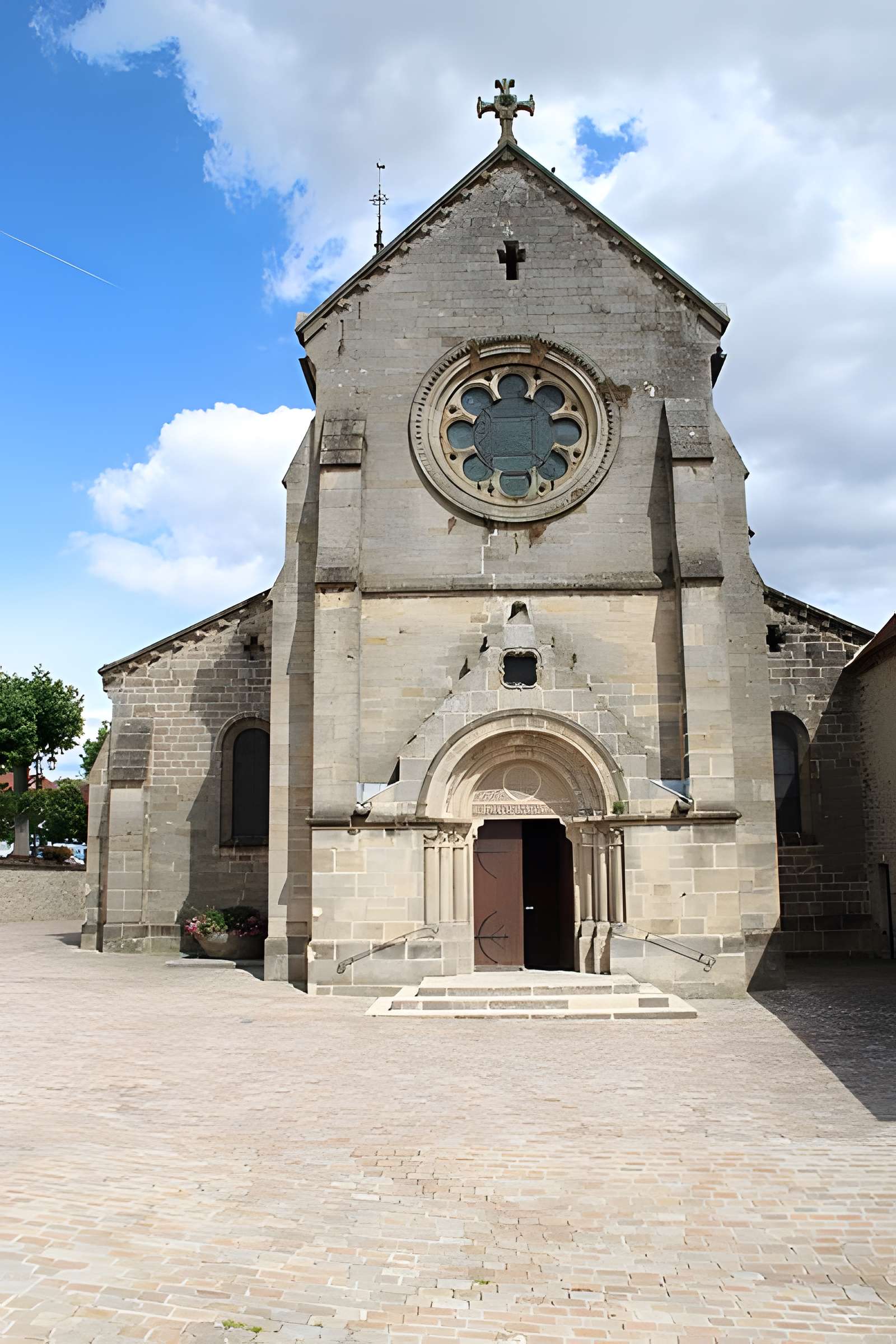 Église Notre-Dame-de-l'Assomption de Bourbonne-les-Bains