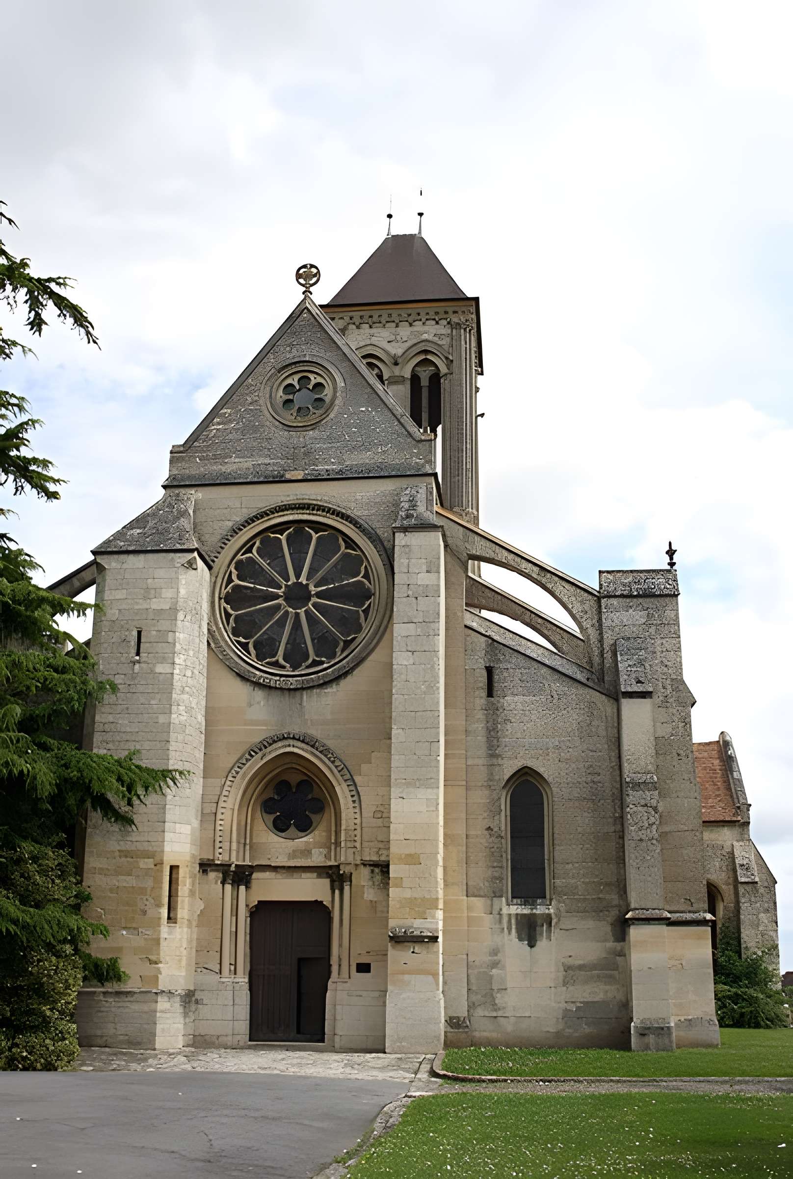 Église Notre-Dame-de-l'Assomption de Champagne-sur-Oise
