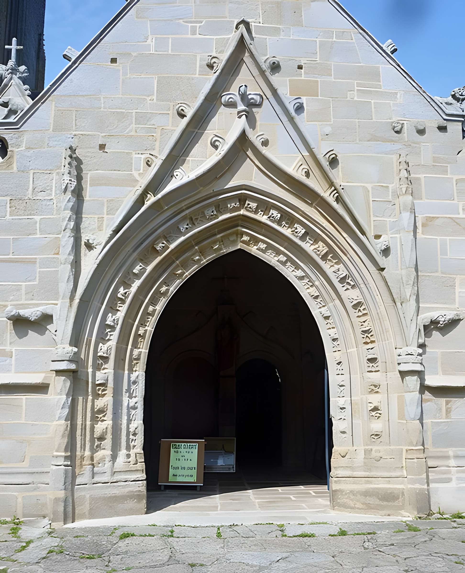 Église Saint-Herlé de Ploaré