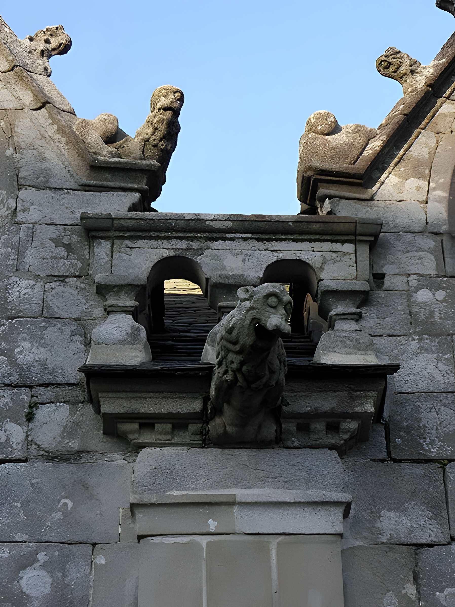 Église Saint-Herlé de Ploaré