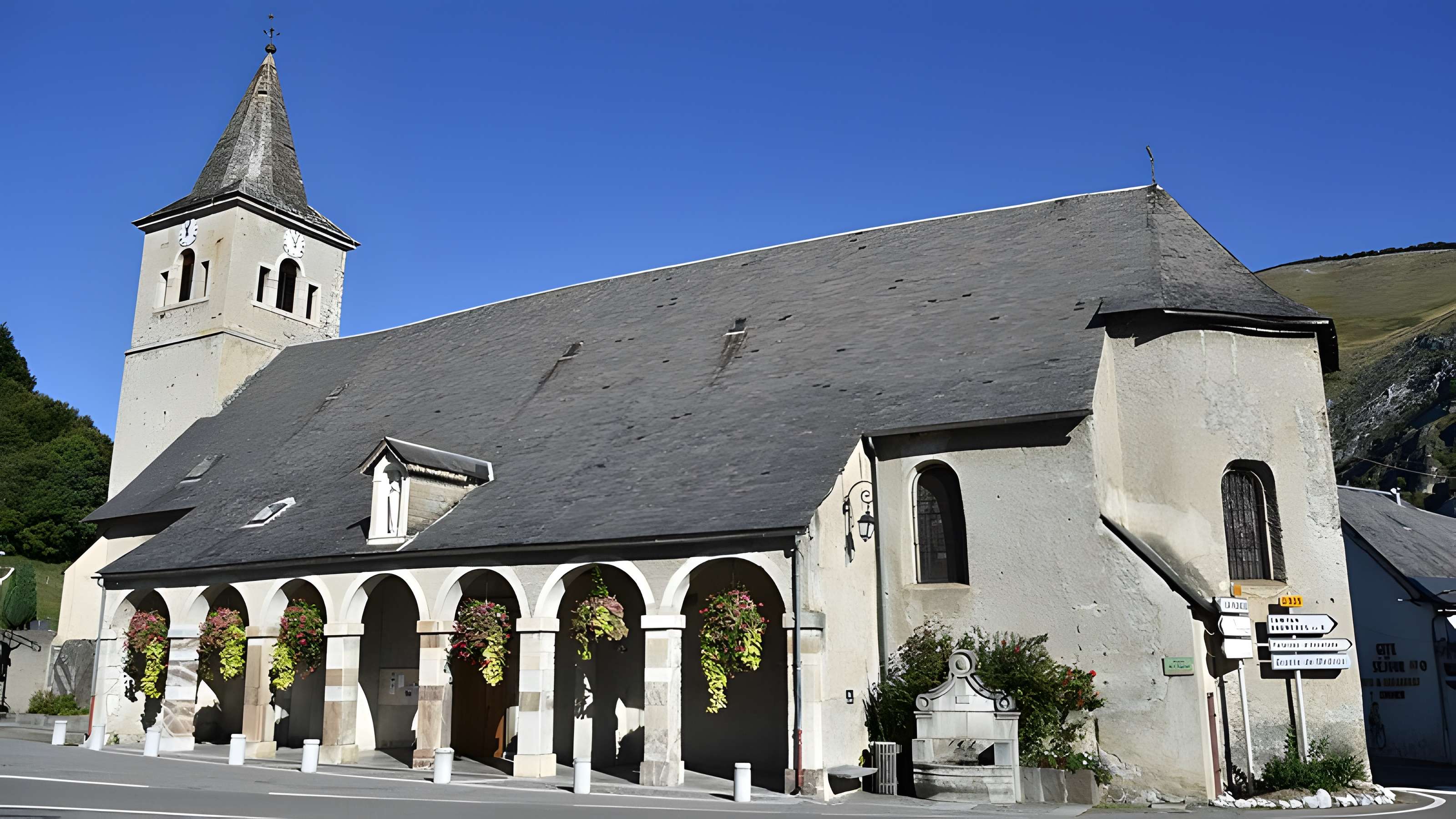 Église Notre-Dame-de-l'Assomption de Sainte-Marie-de-Campan