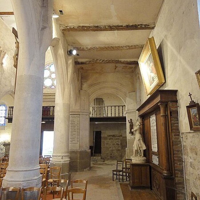 Photo de Église Notre-Dame-de-lAssomption de Vauréal et croix