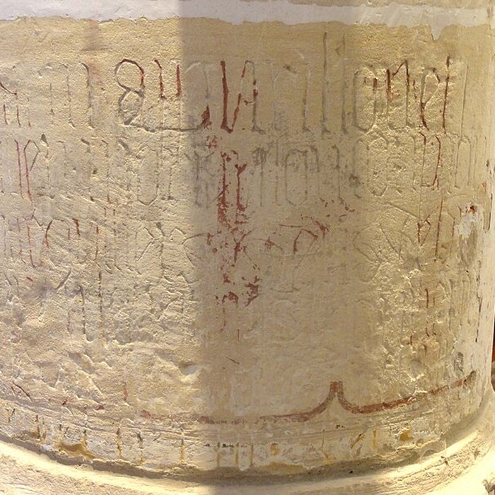 Photo de Église Notre-Dame-de-lAssomption de Vauréal et croix