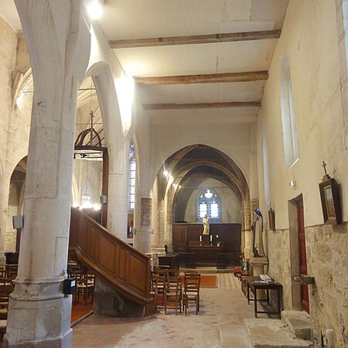 Photo de Église Notre-Dame-de-lAssomption de Vauréal et croix