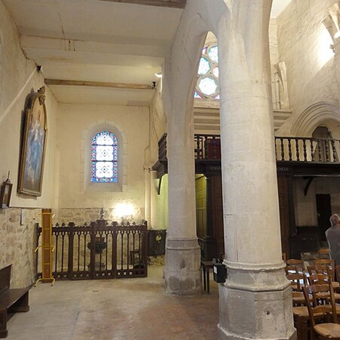 Photo de Église Notre-Dame-de-lAssomption de Vauréal et croix