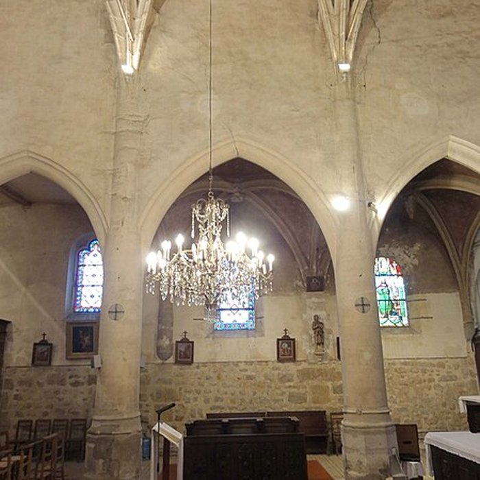 Photo de Église Notre-Dame-de-lAssomption de Vauréal et croix