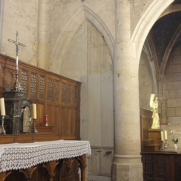 Photo de Église Notre-Dame-de-lAssomption de Vauréal et croix