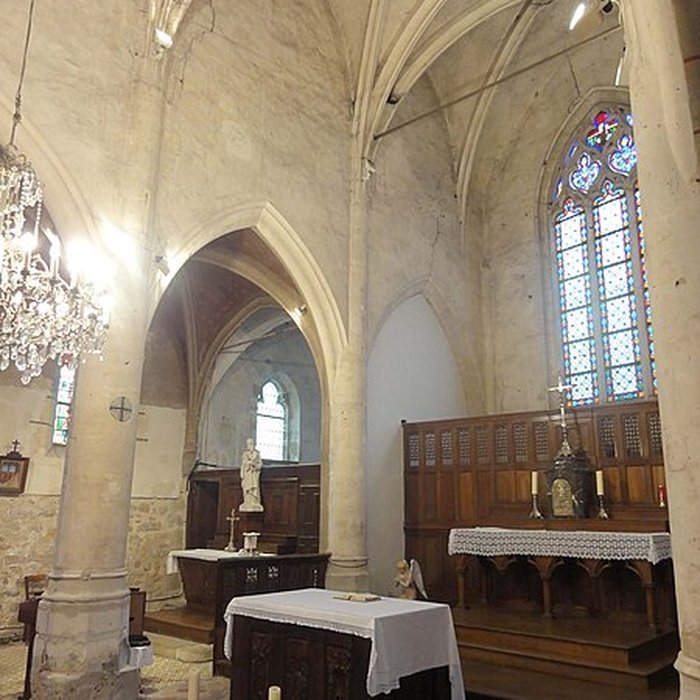 Photo de Église Notre-Dame-de-lAssomption de Vauréal et croix