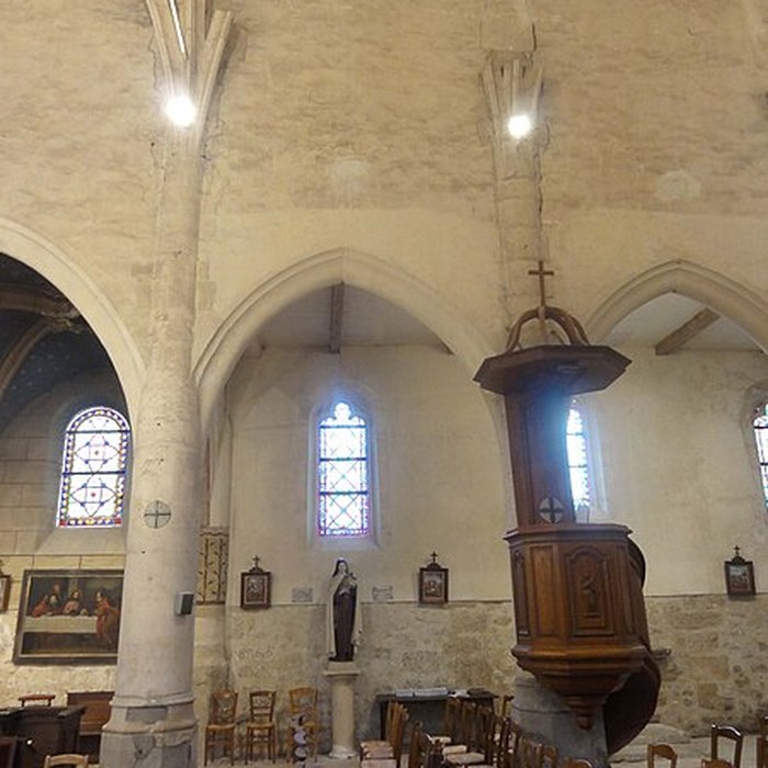 Photo de Église Notre-Dame-de-lAssomption de Vauréal et croix