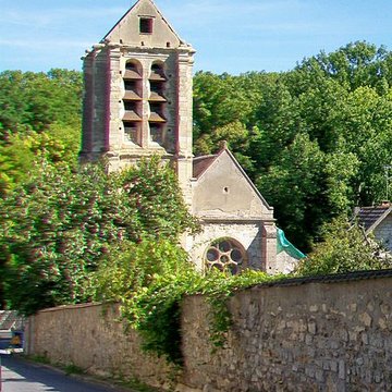 Église Notre-Dame-de-lAssomption de Vauréal et croix