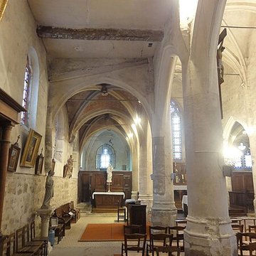 Église Notre-Dame-de-lAssomption de Vauréal et croix