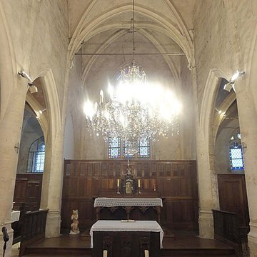 Église Notre-Dame-de-lAssomption de Vauréal et croix