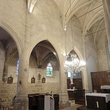Église Notre-Dame-de-lAssomption de Vauréal et croix