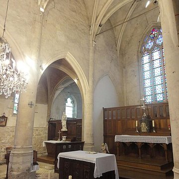 Église Notre-Dame-de-lAssomption de Vauréal et croix