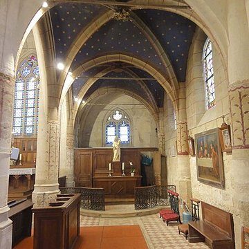 Église Notre-Dame-de-lAssomption de Vauréal et croix