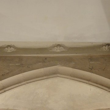 Église Notre-Dame-de-lAssomption de Vauréal et croix