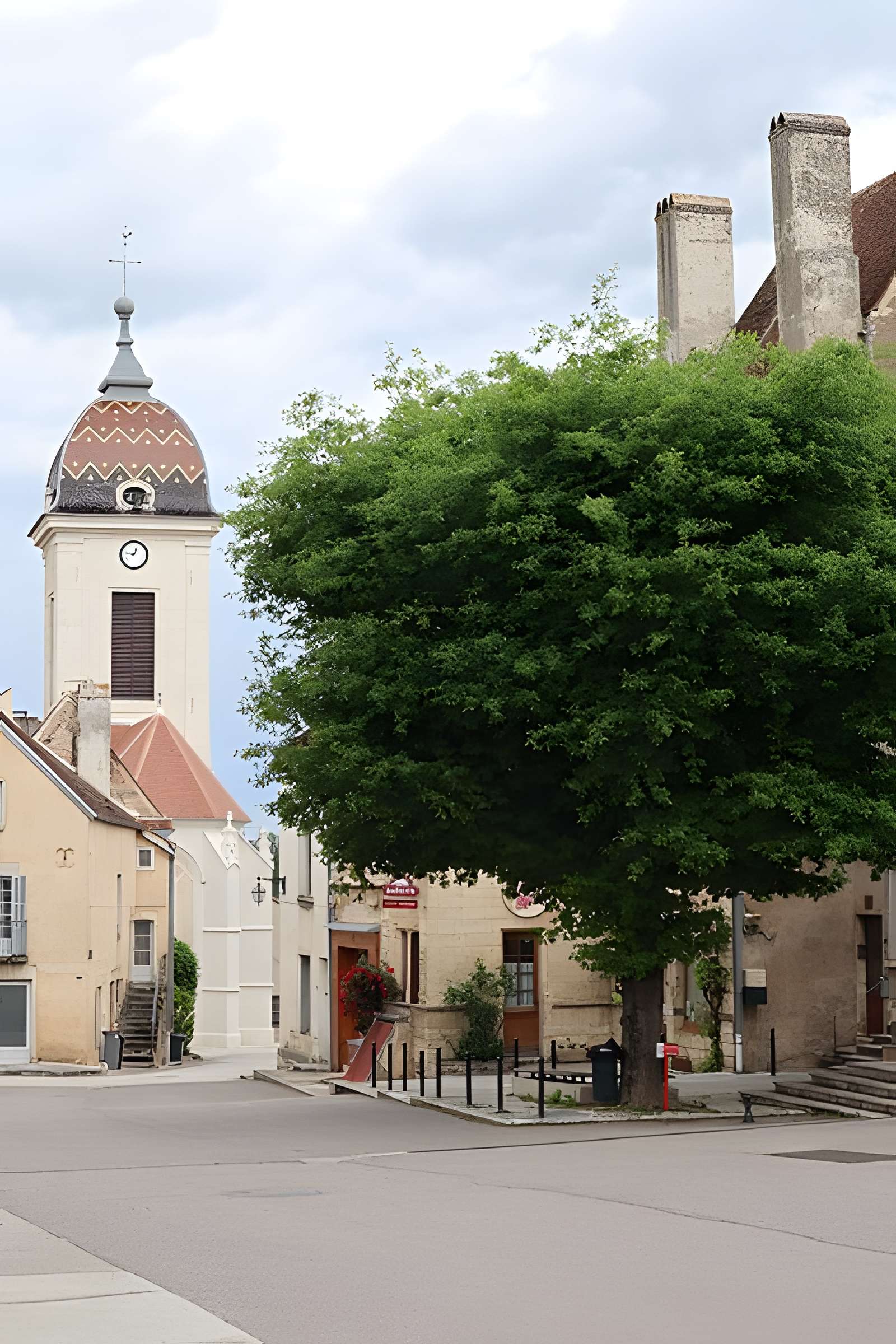 Église Saint-Hilaire de Pesmes
