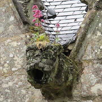 Église Notre-Dame-de-la-Tronchaye de Rochefort-en-Terre