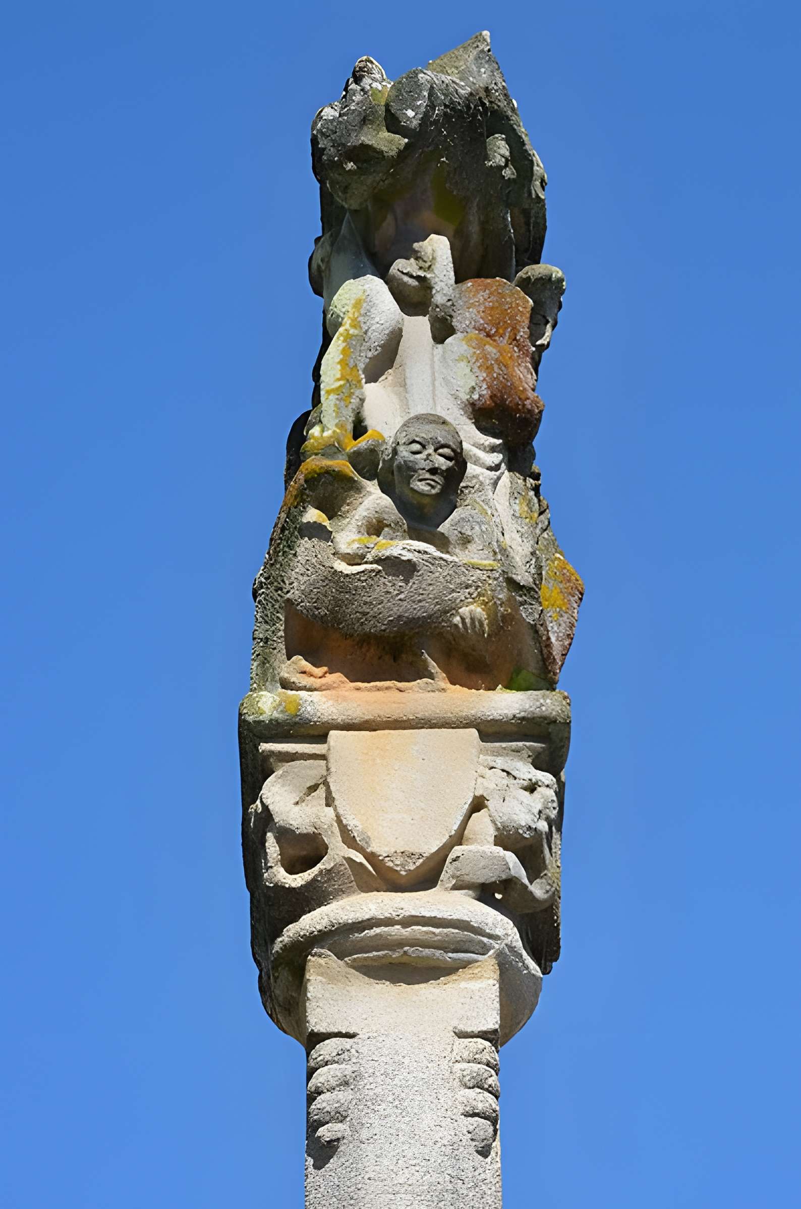 Église Notre-Dame-de-la-Tronchaye de Rochefort-en-Terre