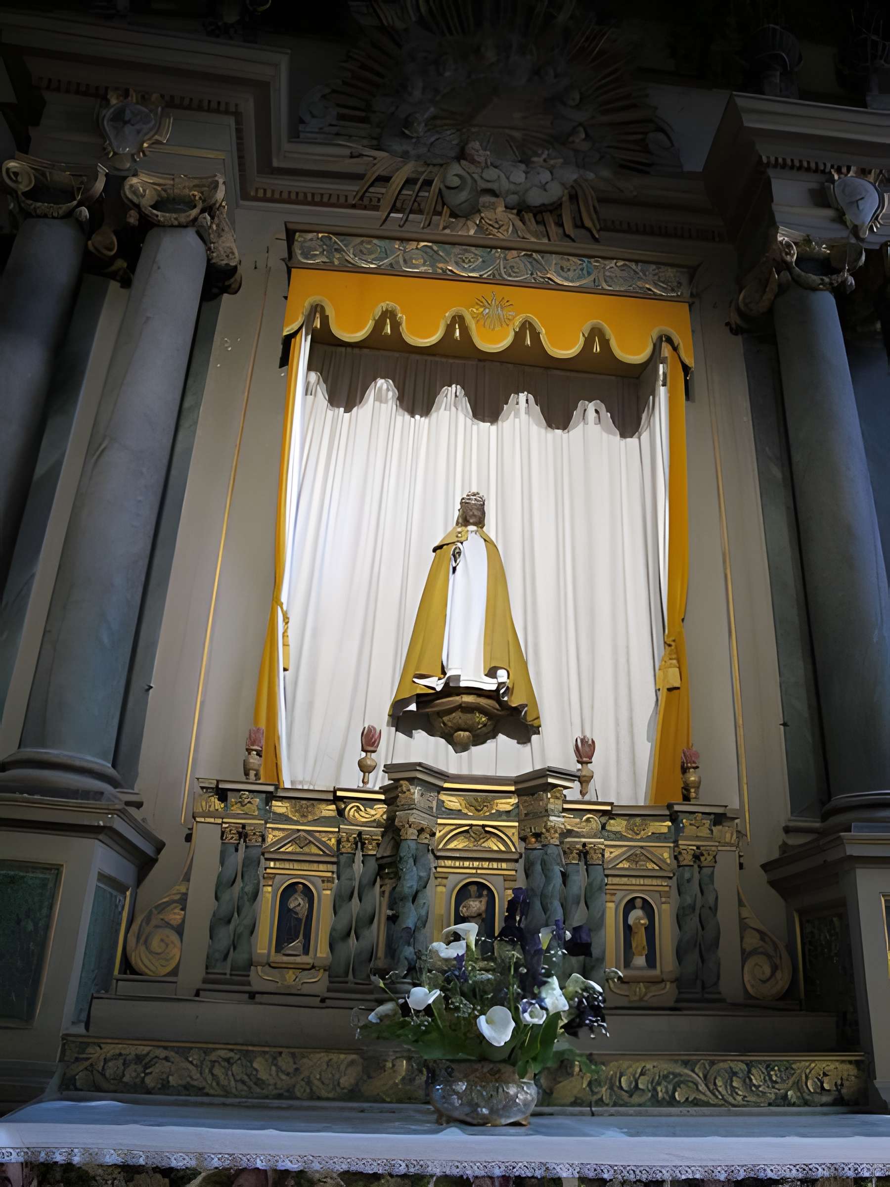 Église Notre-Dame-de-la-Tronchaye de Rochefort-en-Terre