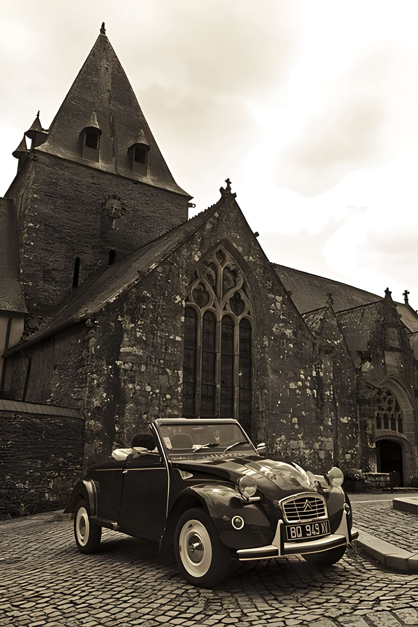 Église Notre-Dame-de-la-Tronchaye de Rochefort-en-Terre