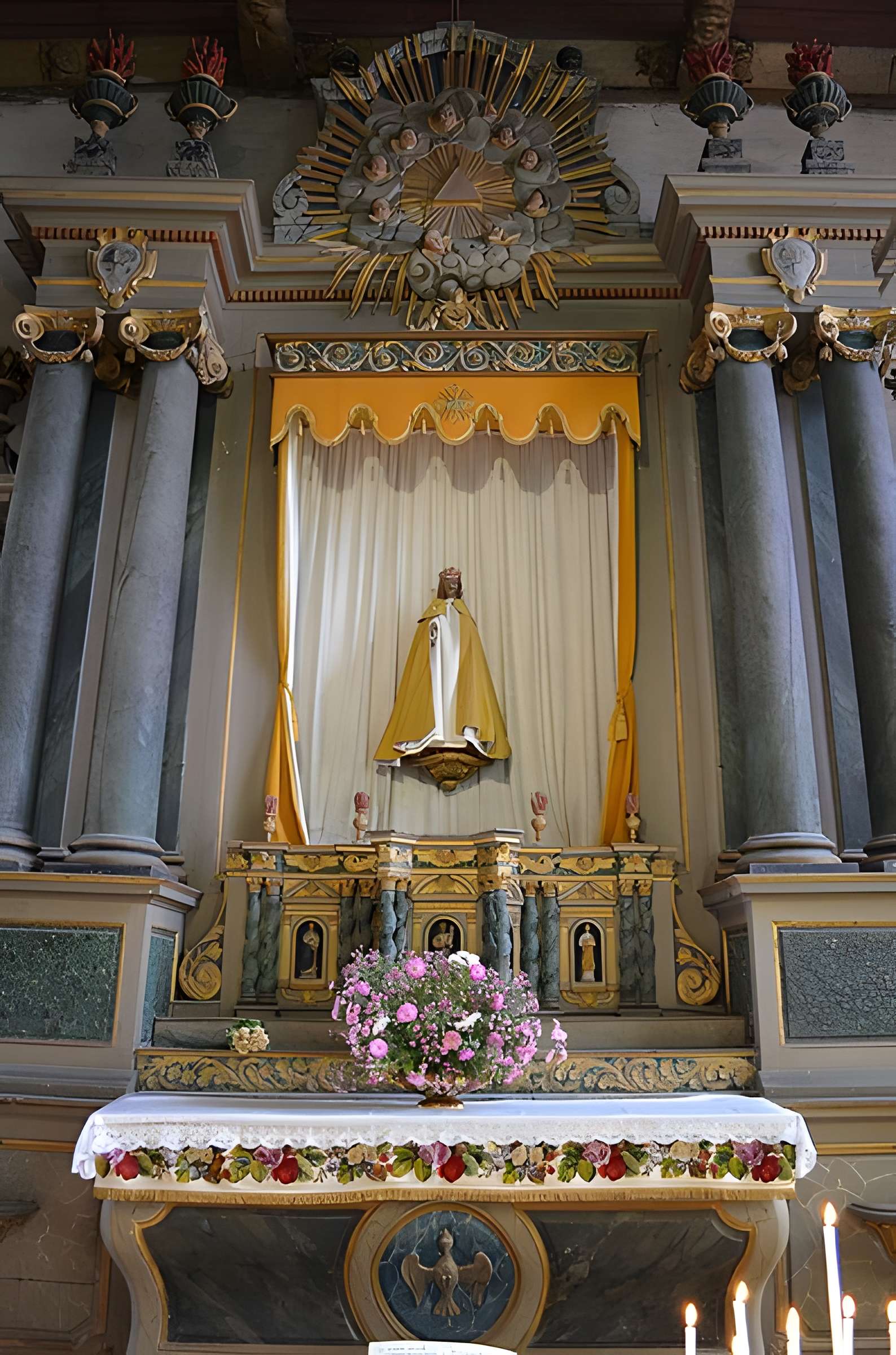 Église Notre-Dame-de-la-Tronchaye de Rochefort-en-Terre