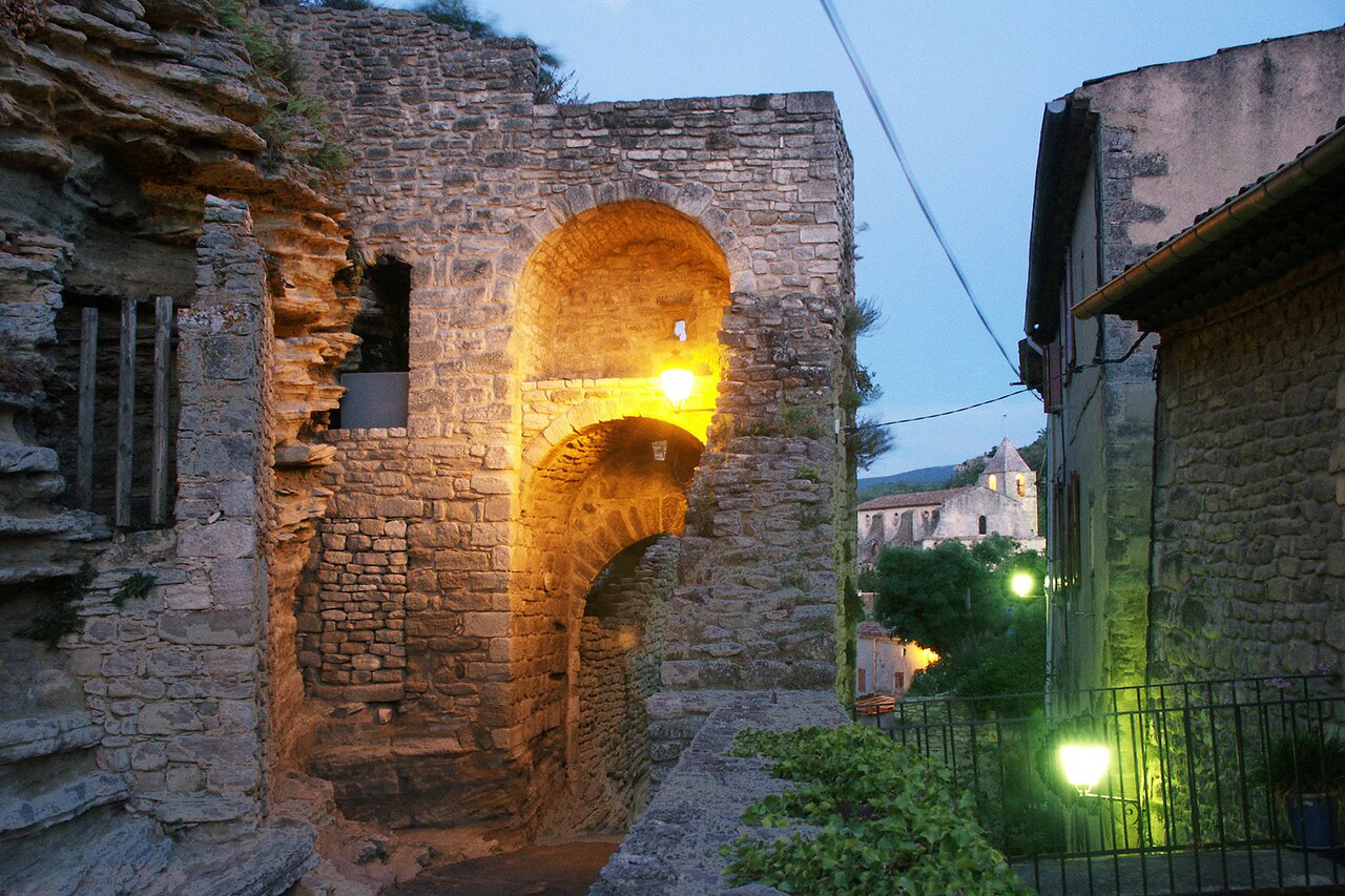 Église Notre-Dame-de-Pitié de Saignon