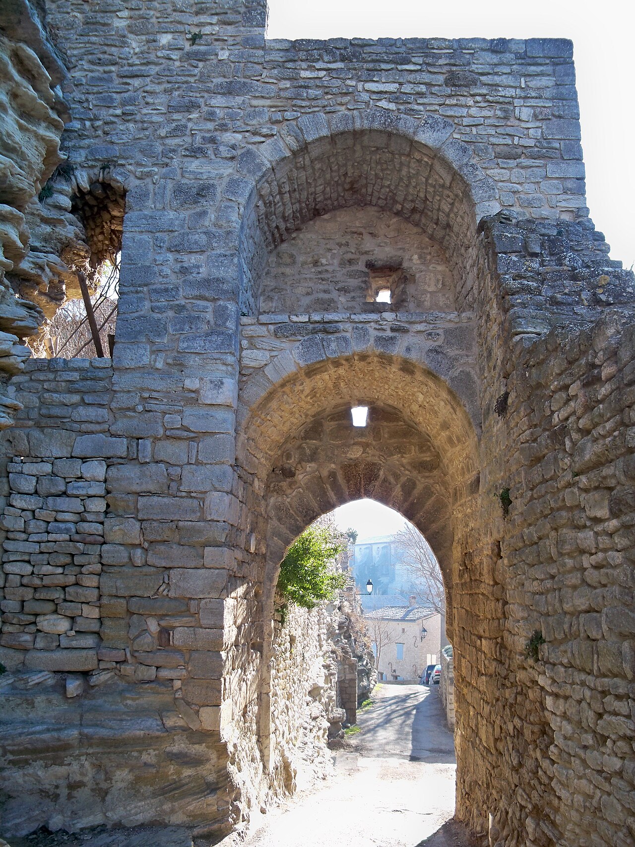 Église Notre-Dame-de-Pitié de Saignon