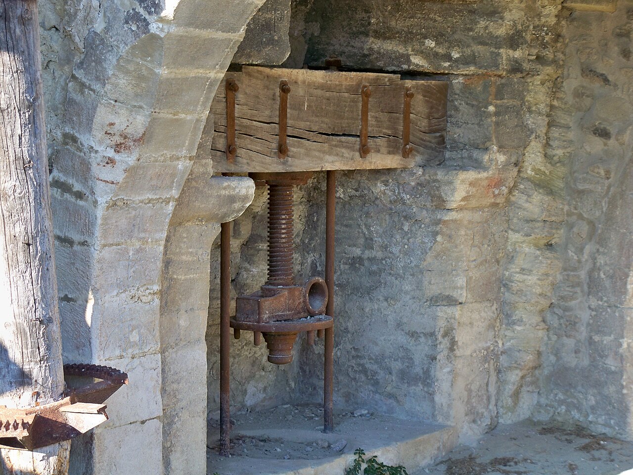 Église Notre-Dame-de-Pitié de Saignon