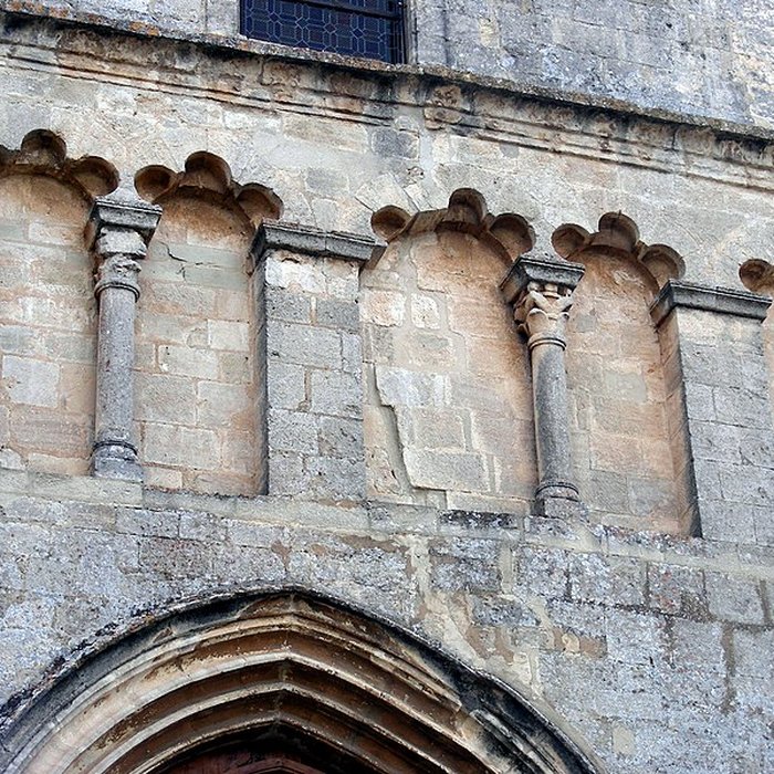 Photo de Église Notre-Dame-de-Pitié de Saignon