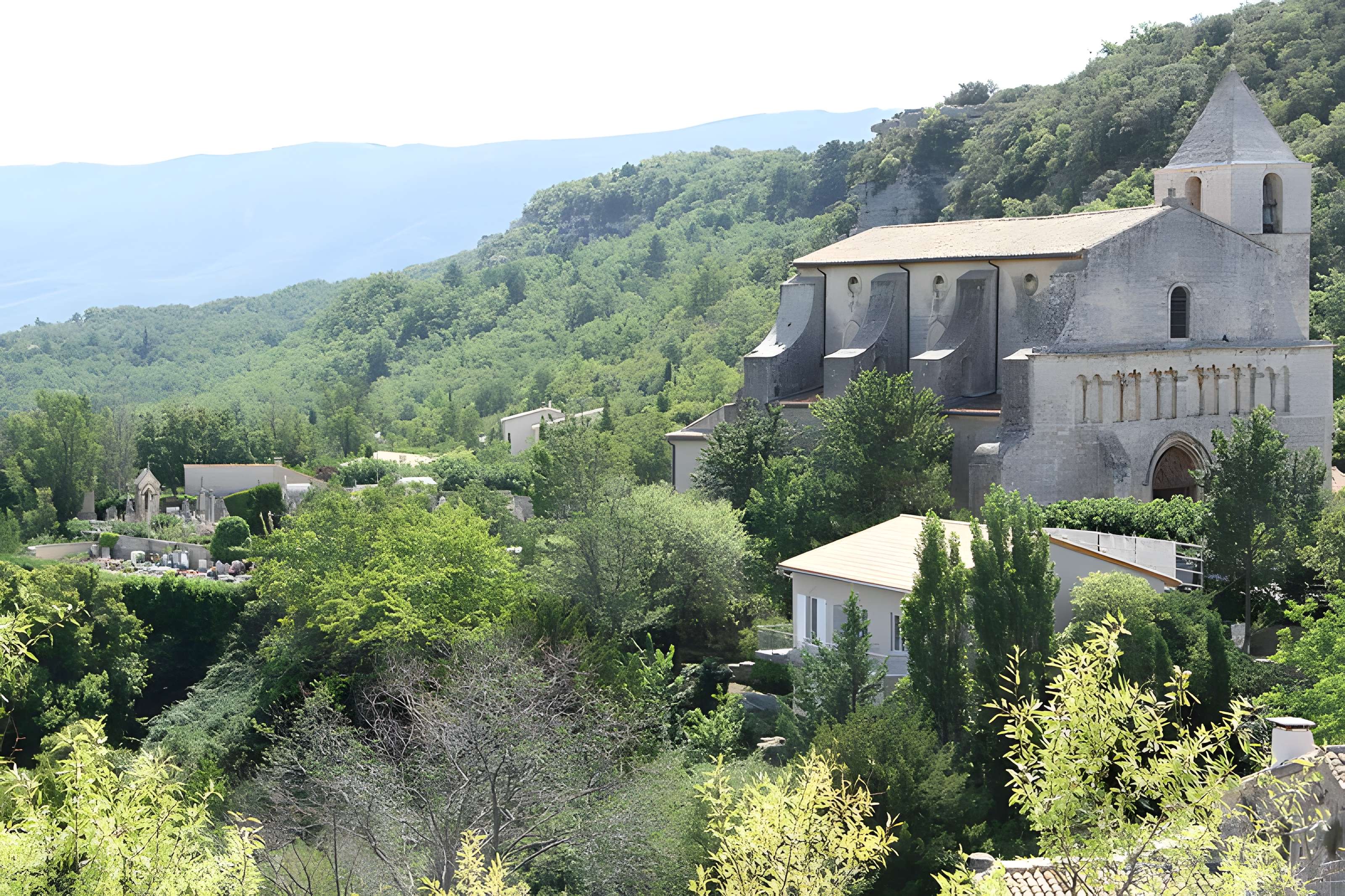 Église Notre-Dame-de-Pitié de Saignon
