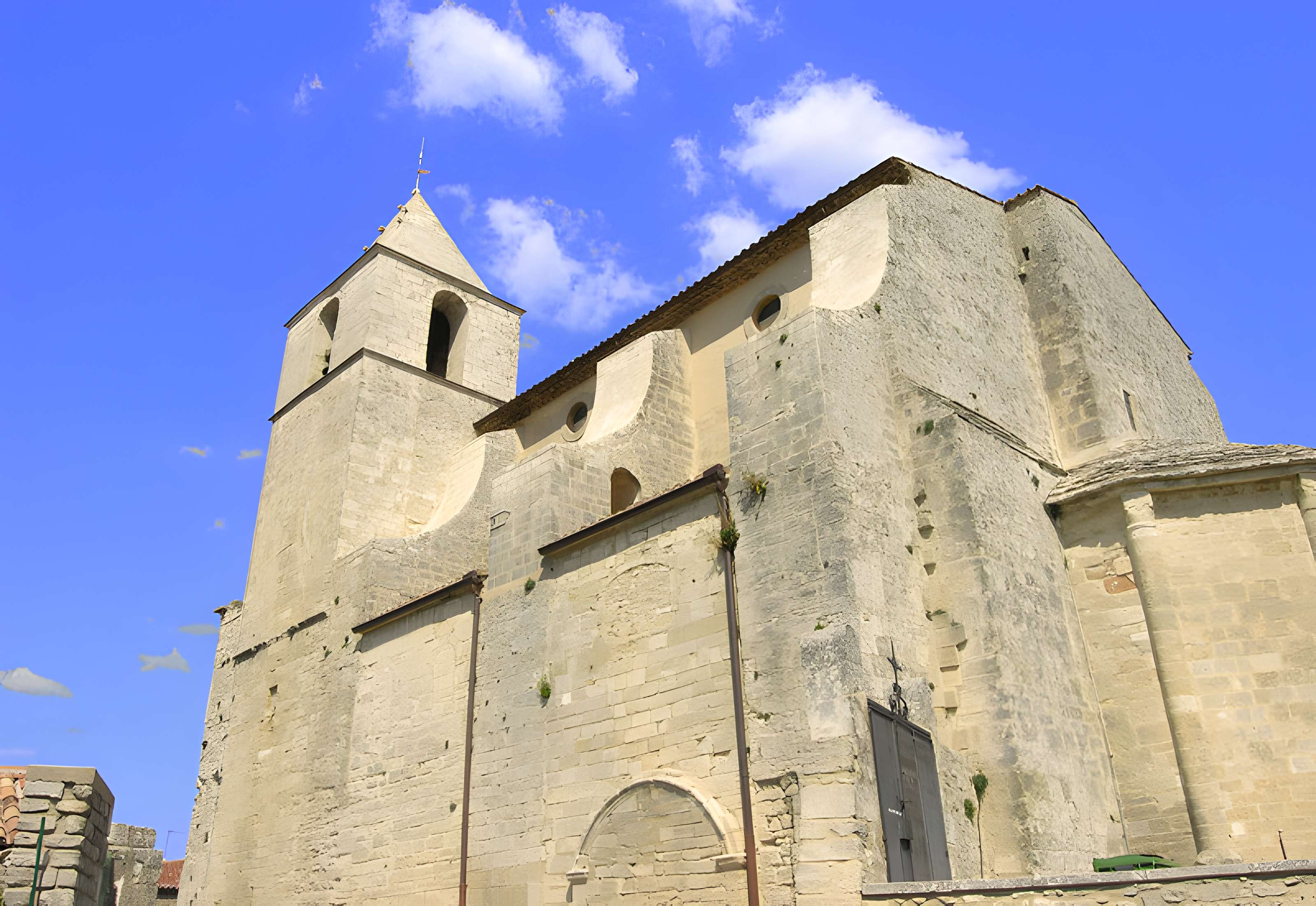 Église Notre-Dame-de-Pitié de Saignon