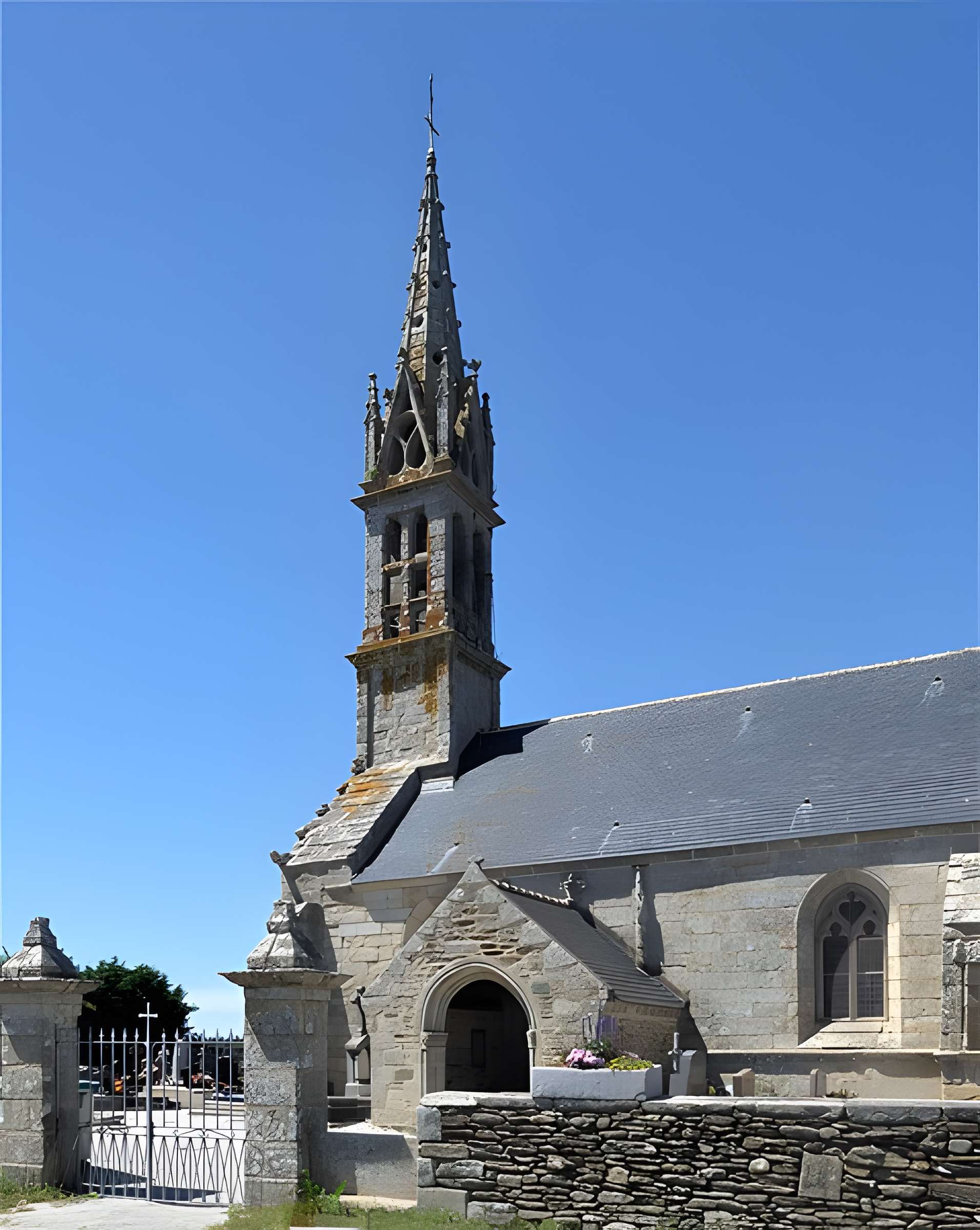 Église Notre-Dame-de-Pitié de Tréguennec