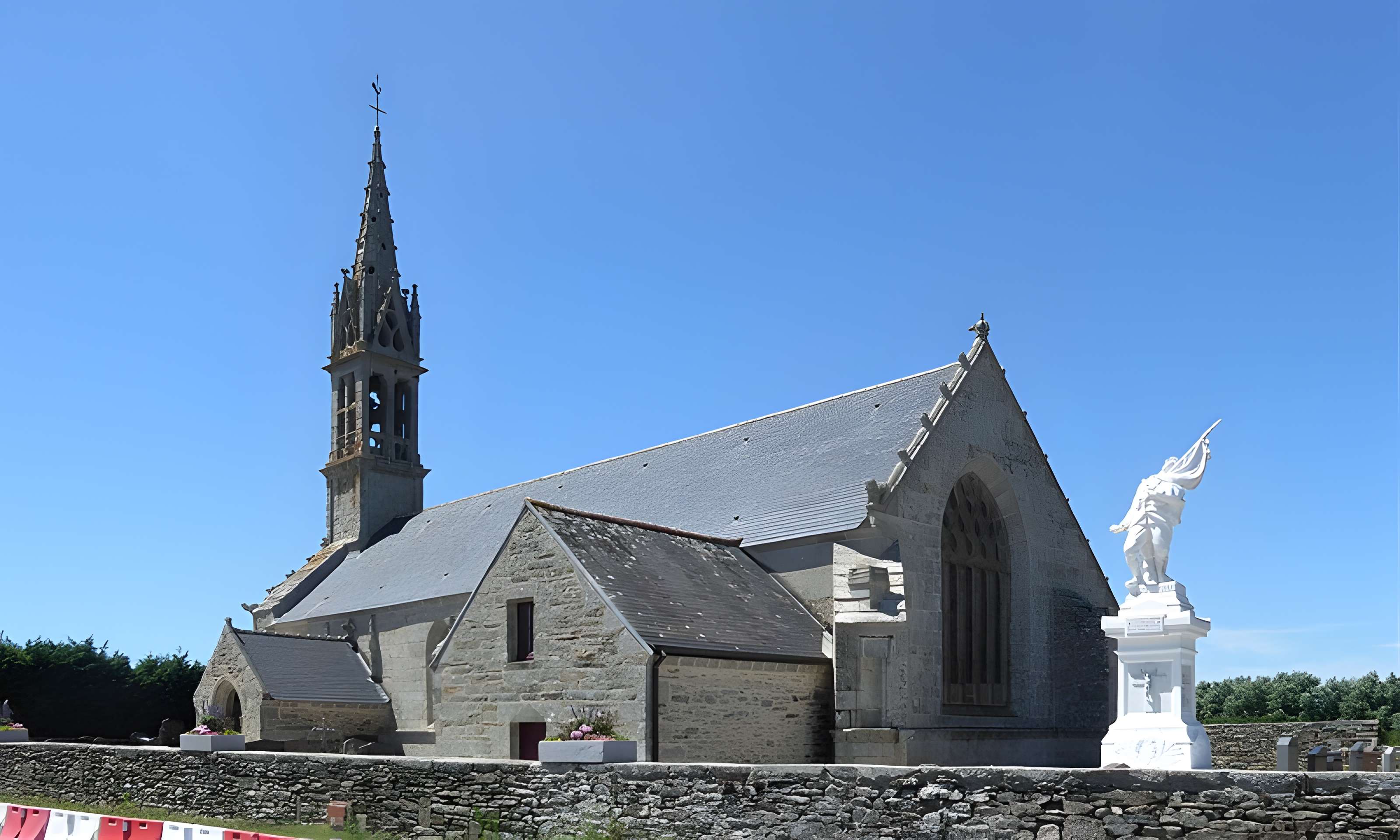 Église Notre-Dame-de-Pitié de Tréguennec