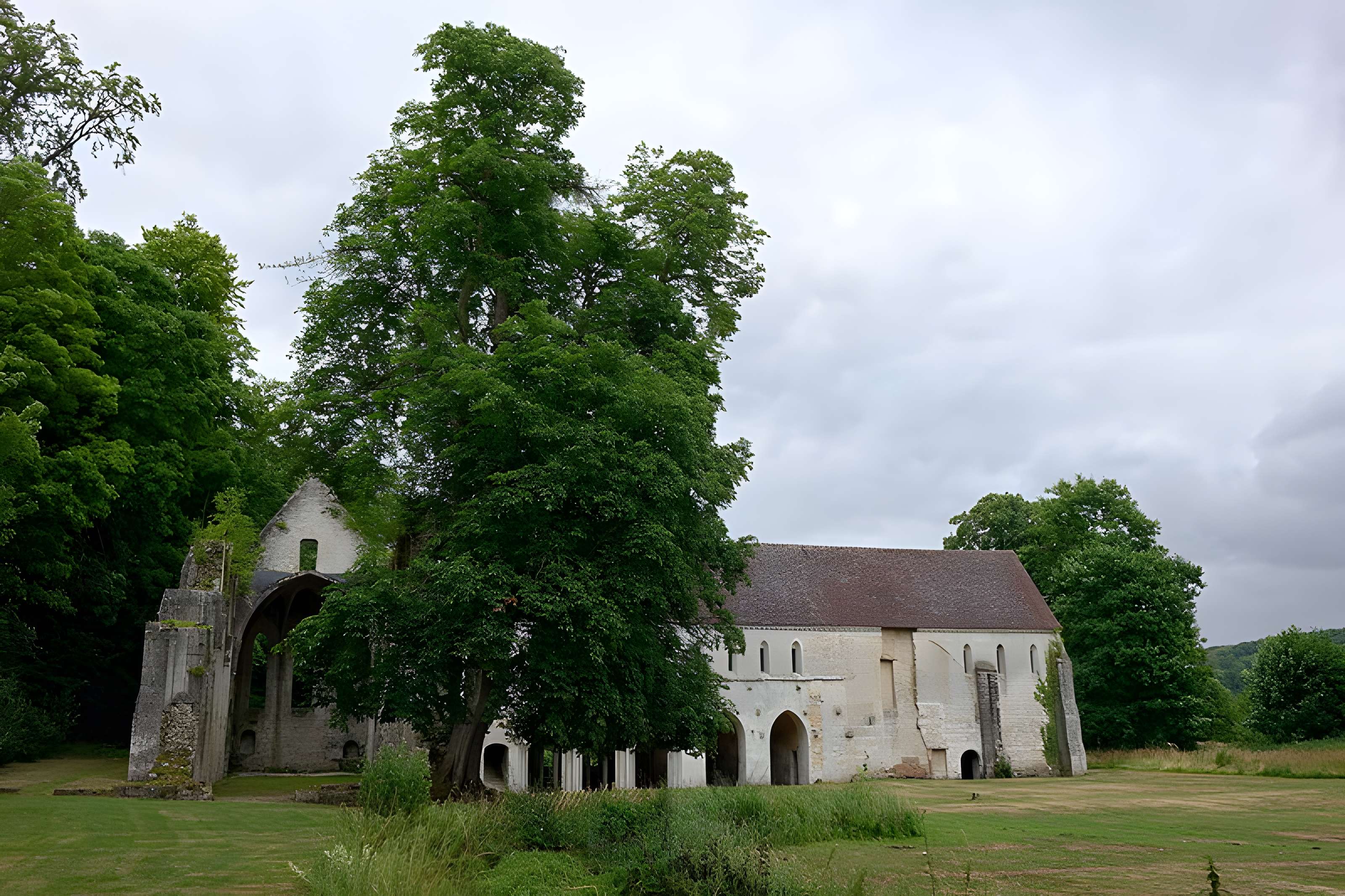 Abbaye Notre-Dame de Fontaine-Guérard