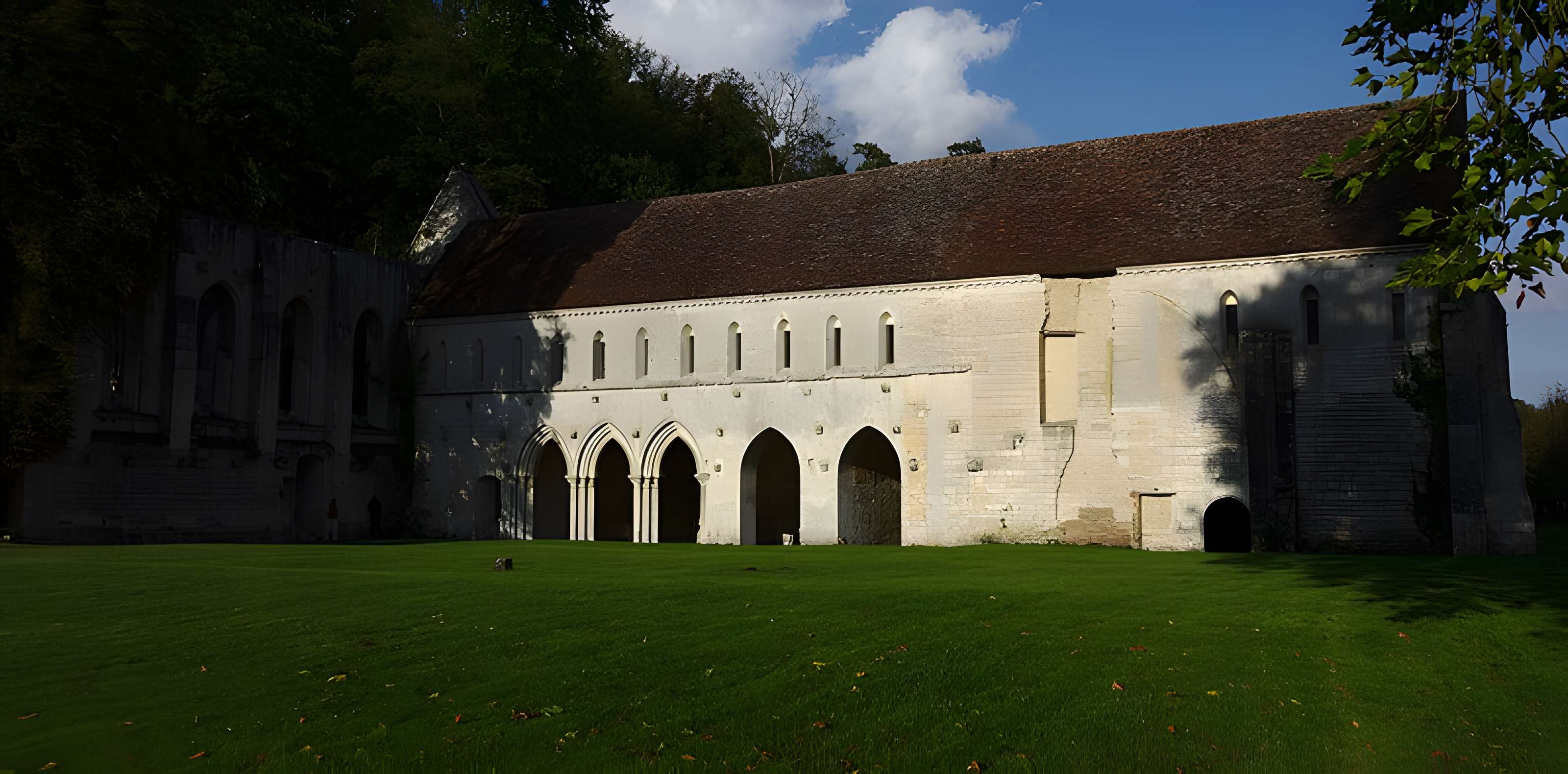 Abbaye Notre-Dame de Fontaine-Guérard