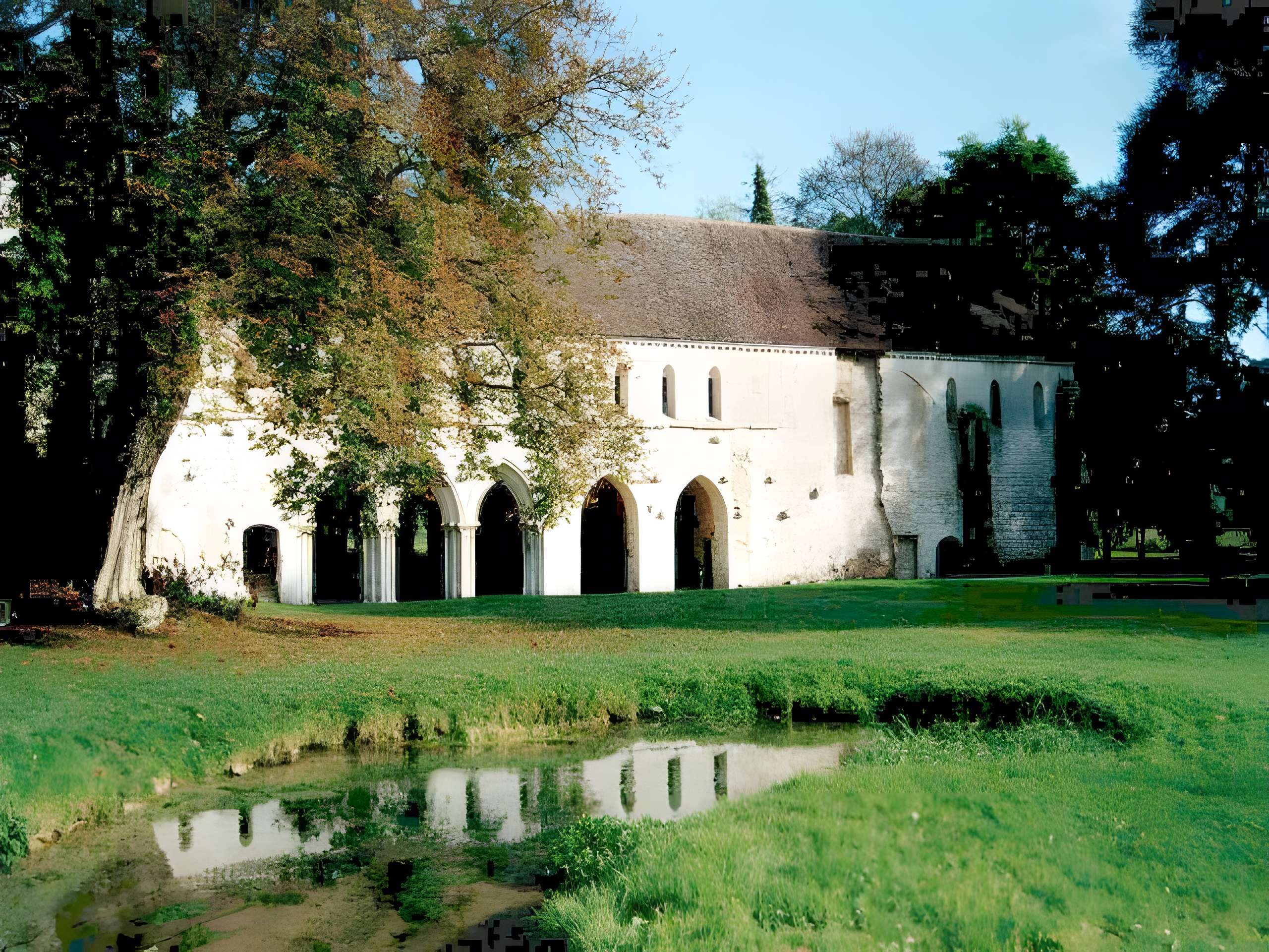 Abbaye Notre-Dame de Fontaine-Guérard