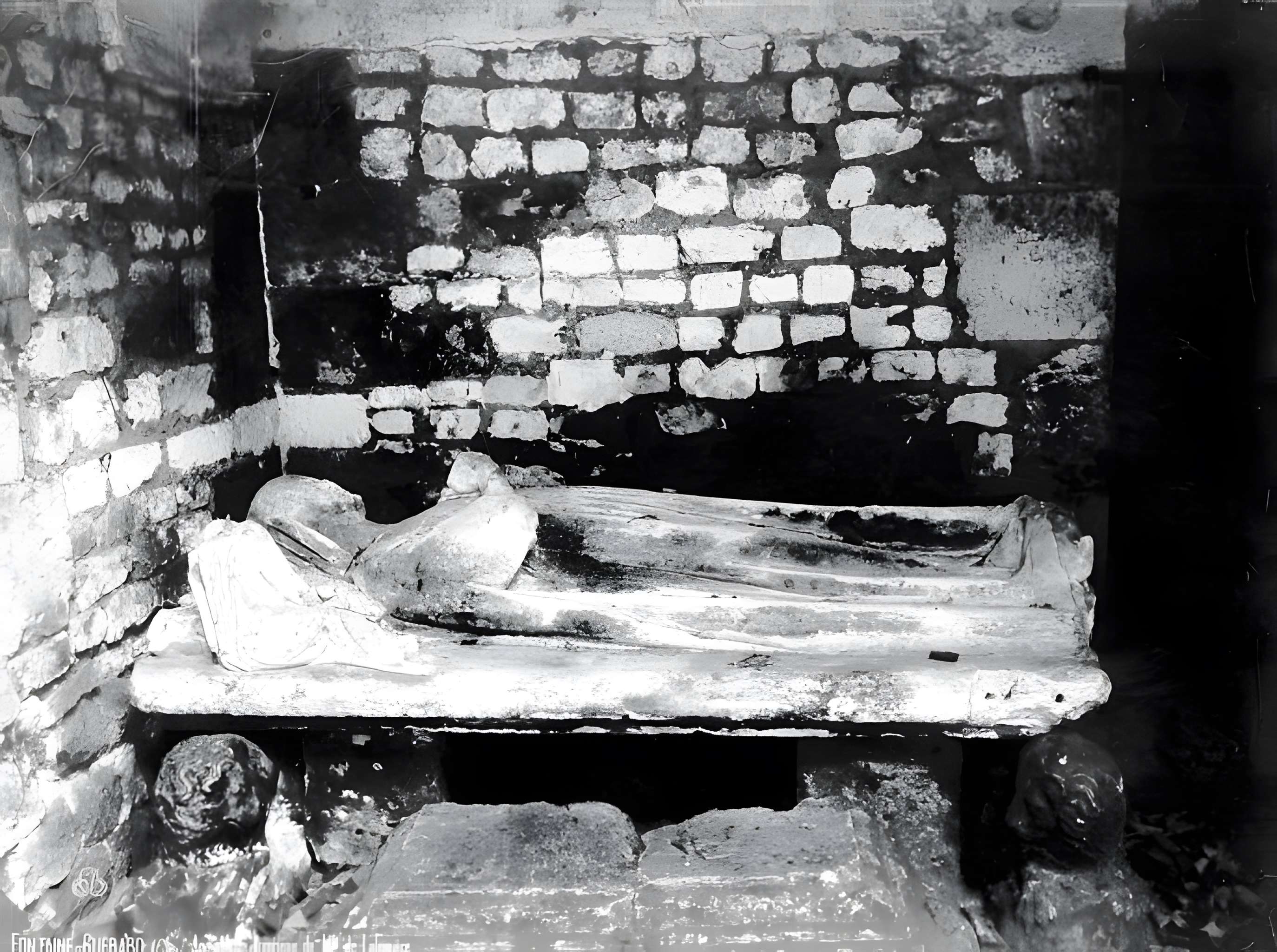 Abbaye Notre-Dame de Fontaine-Guérard