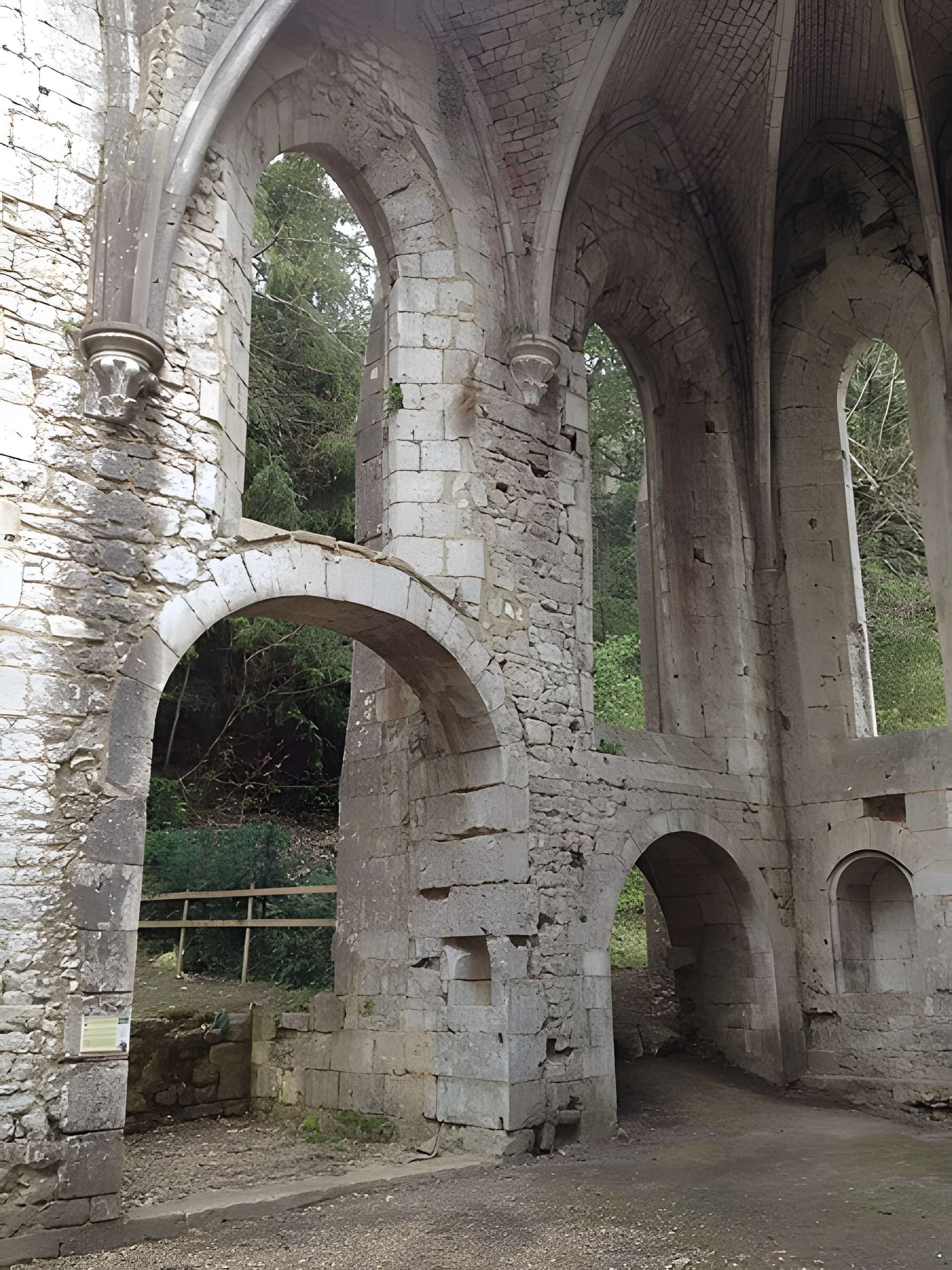 Abbaye Notre-Dame de Fontaine-Guérard