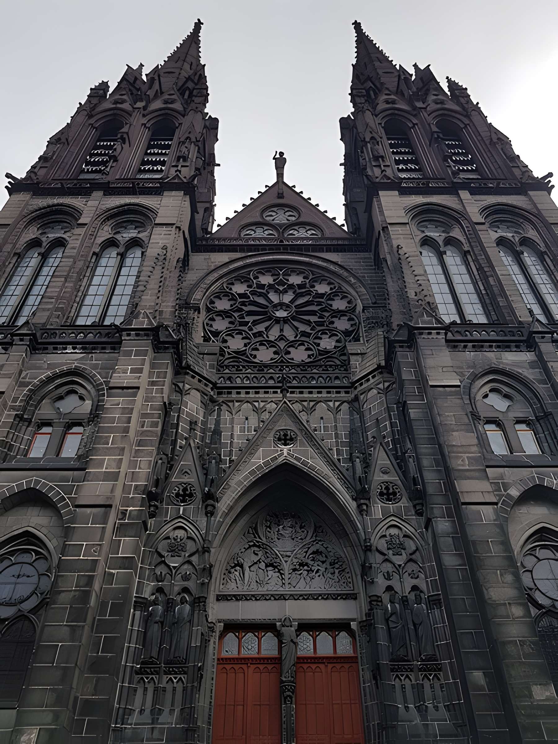 Église Notre-Dame-de-Prospérité de Clermont-Ferrand
