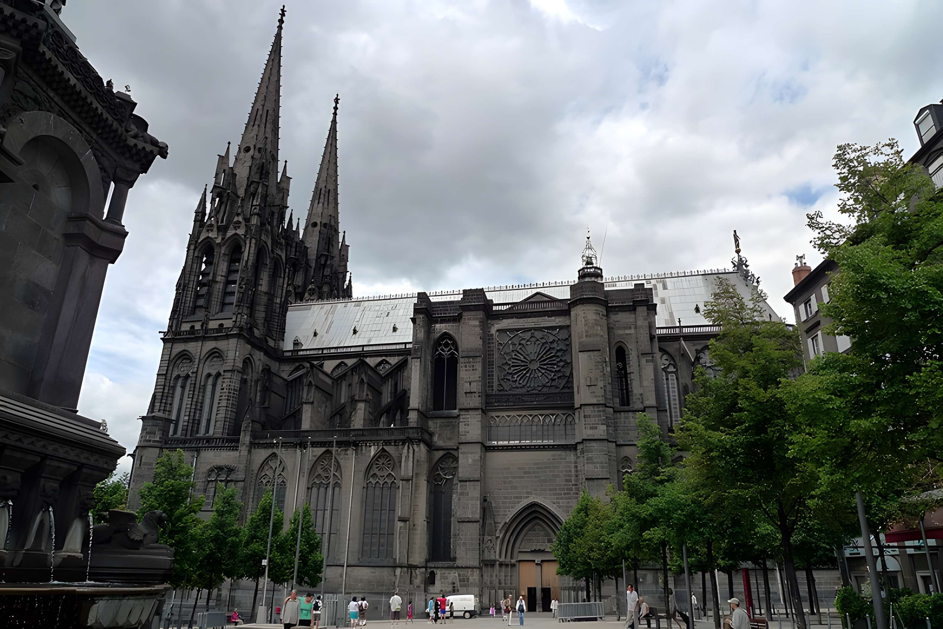 Église Notre-Dame-de-Prospérité de Clermont-Ferrand